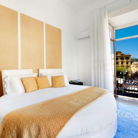 Piazza Tasso B&B Relais Сорренто Экстерьер фото