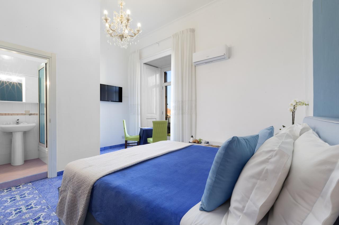 Piazza Tasso B&B Relais Сорренто Экстерьер фото