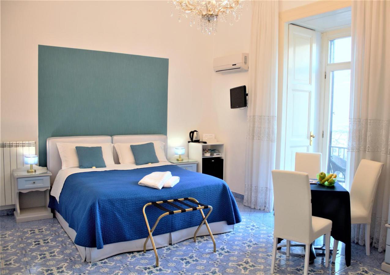 Piazza Tasso B&B Relais Сорренто Экстерьер фото